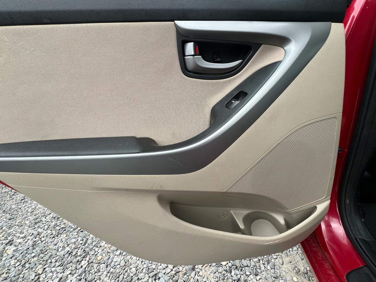 Hyundai Elantra SE 2014