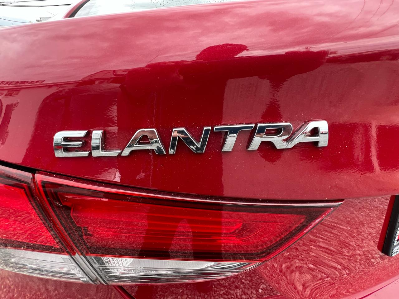 Hyundai Elantra SE 2014