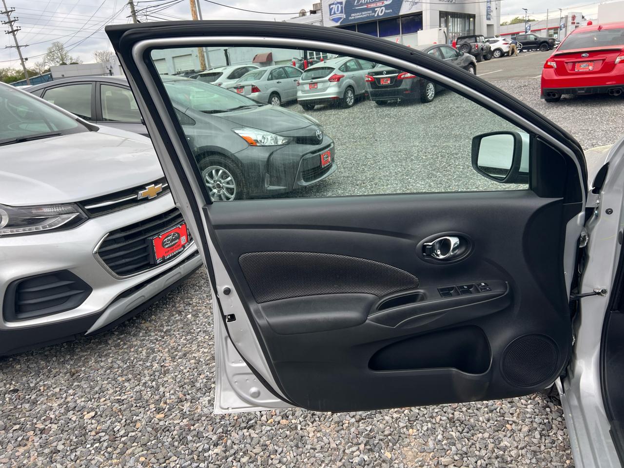 Nissan Versa 1.6 SV Sedan 2018