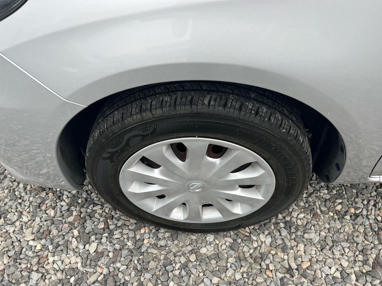 Nissan Versa 1.6 SV Sedan 2018