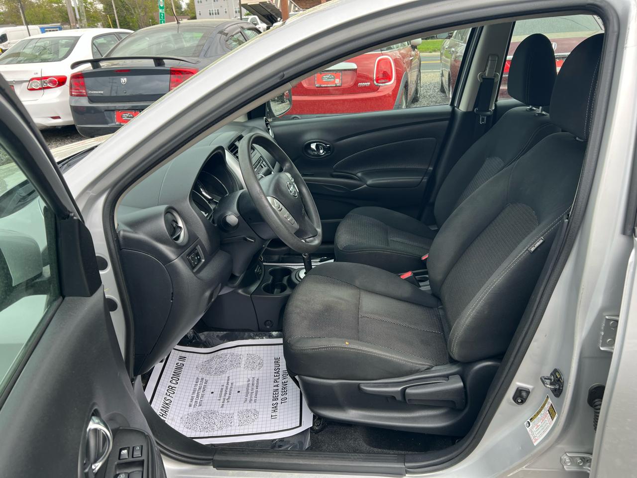 Nissan Versa 1.6 SV Sedan 2018