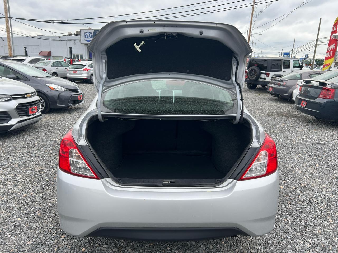 Nissan Versa 1.6 SV Sedan 2018