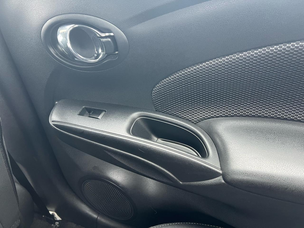 Nissan Versa 1.6 SV Sedan 2018