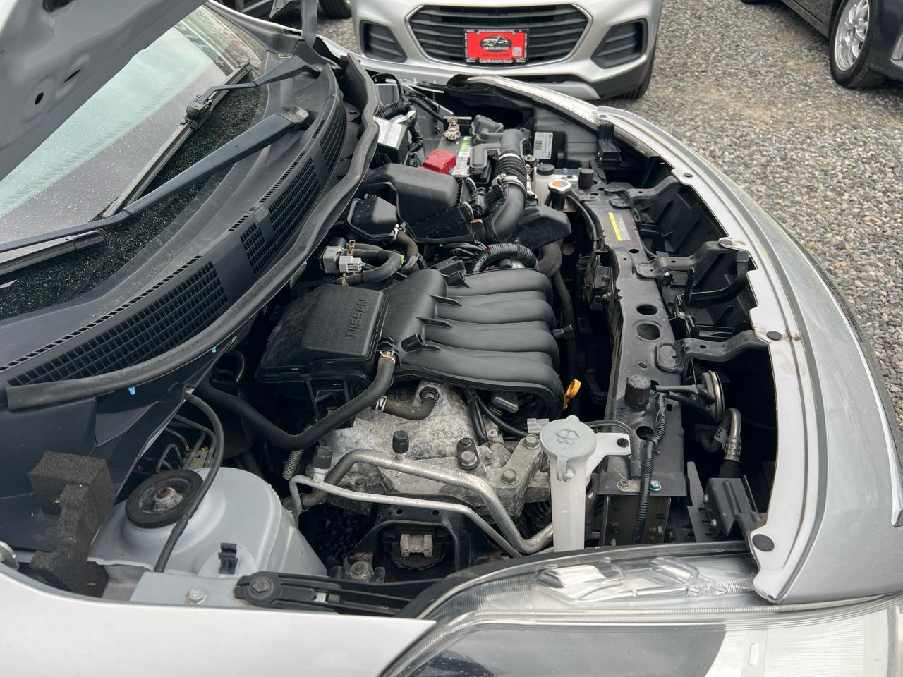 Nissan Versa 1.6 SV Sedan 2018