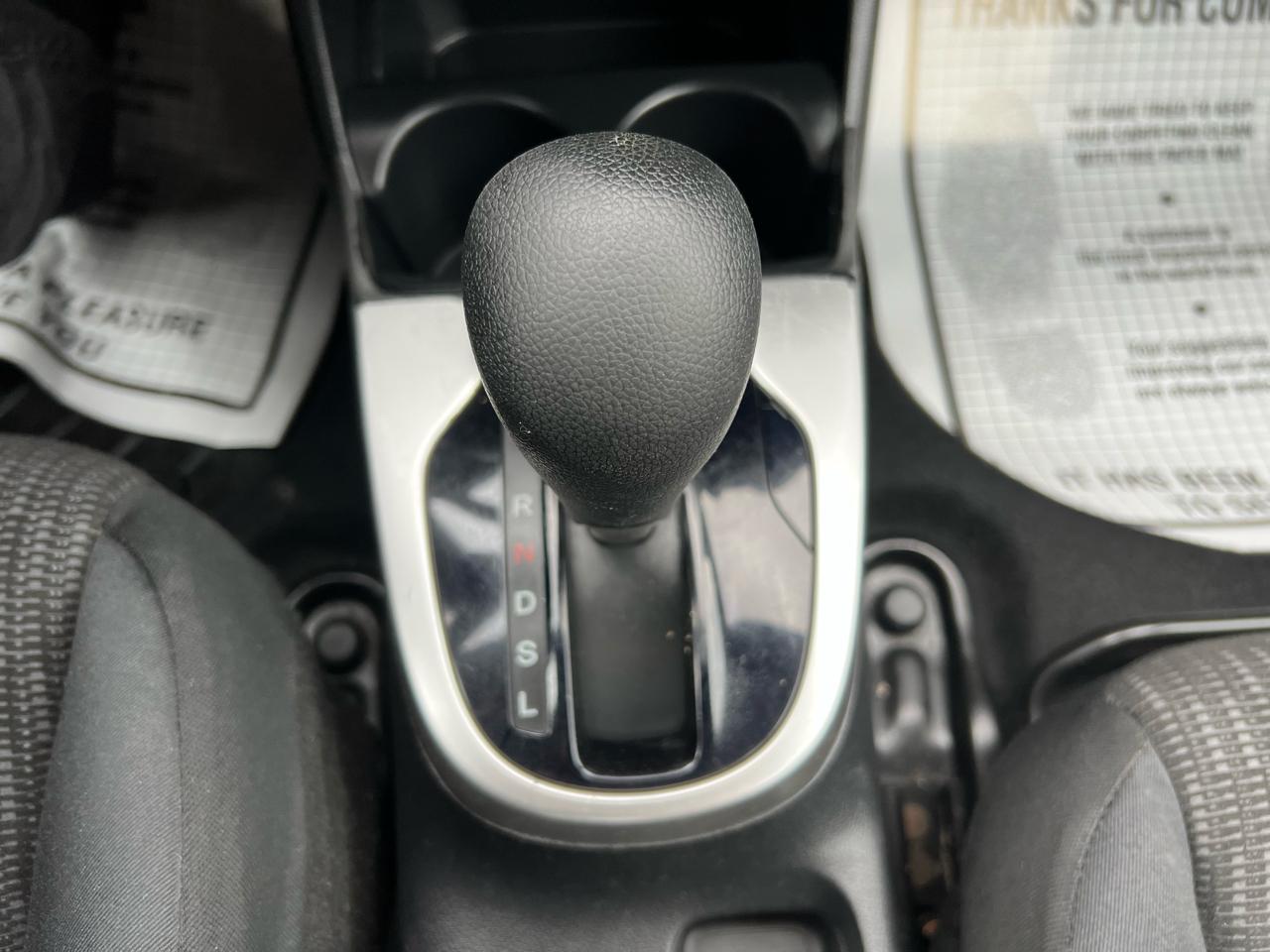Honda Fit LX CVT 2015