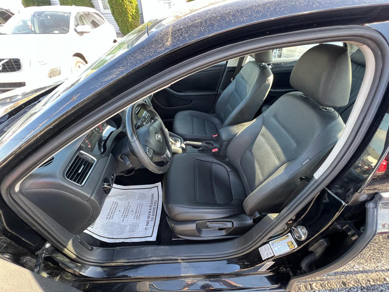 Volkswagen Jetta SE PZEV 2011