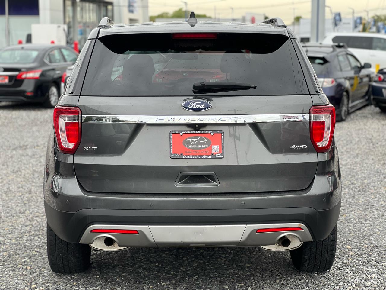 Ford Explorer 4dr XLT 4WD 2017