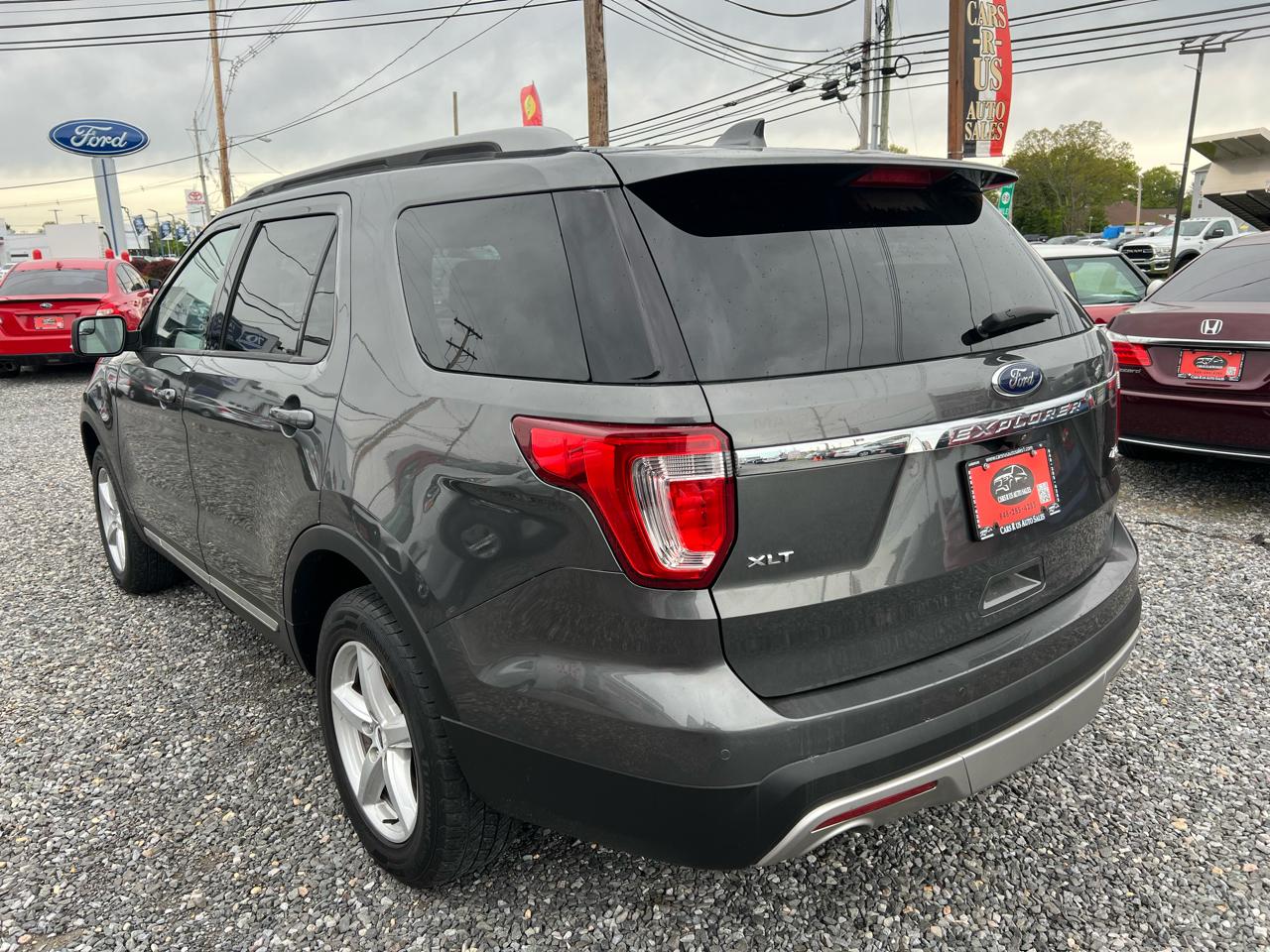 Ford Explorer 4dr XLT 4WD 2017