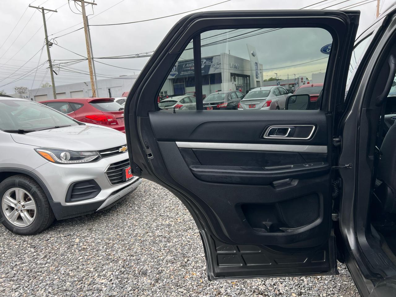 Ford Explorer 4dr XLT 4WD 2017