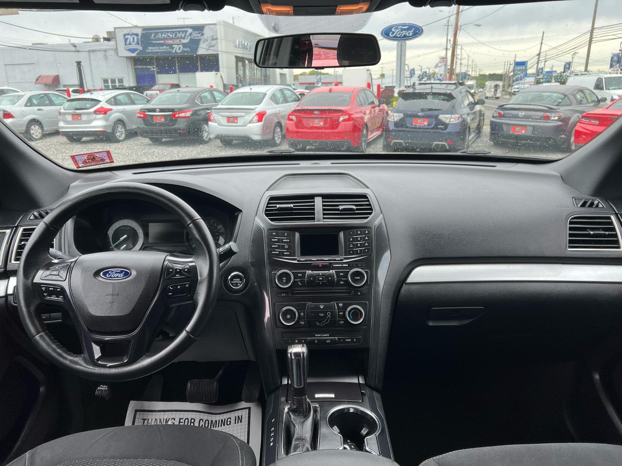 Ford Explorer 4dr XLT 4WD 2017