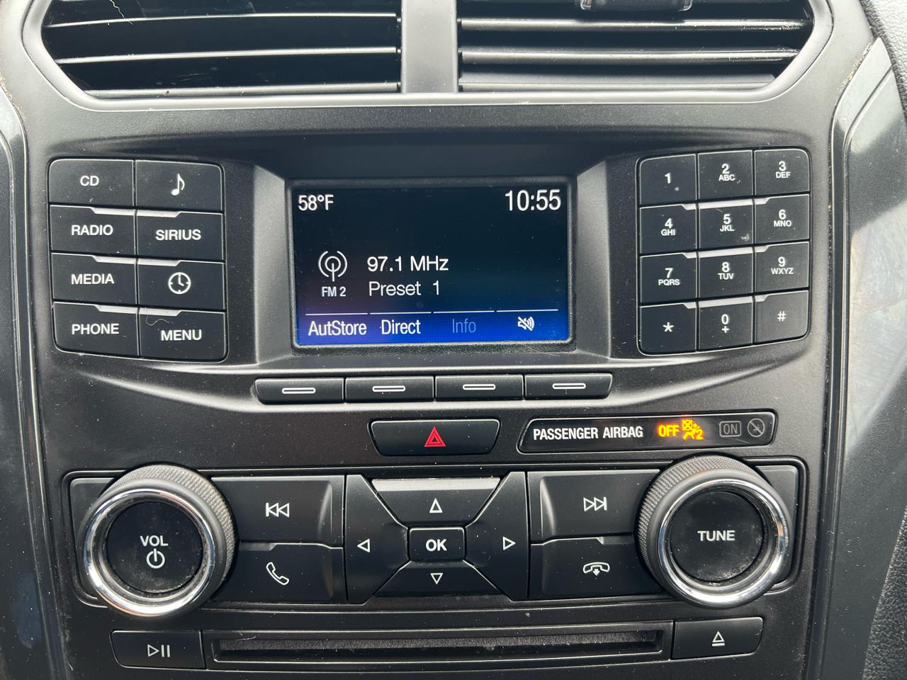 Ford Explorer 4dr XLT 4WD 2017