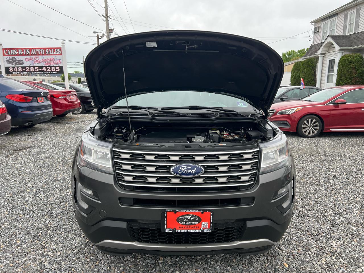 Ford Explorer 4dr XLT 4WD 2017
