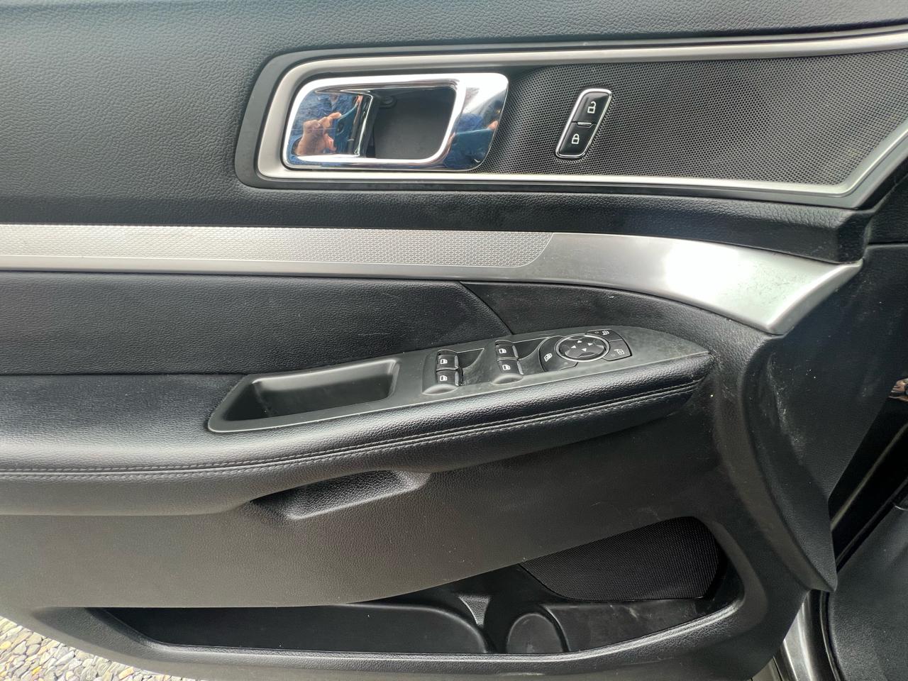 Ford Explorer 4dr XLT 4WD 2017