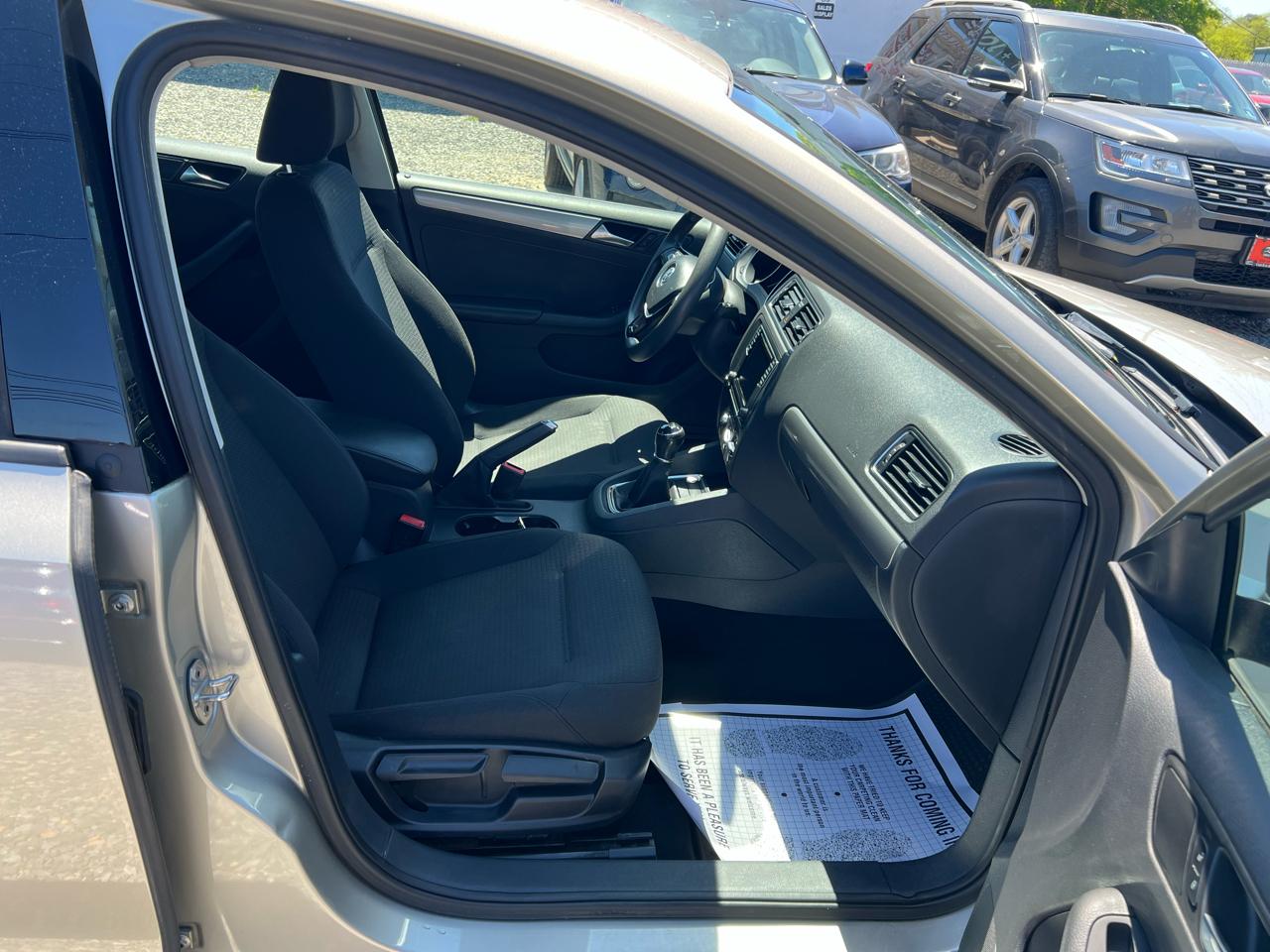 Volkswagen Jetta 1.4T SE 2016