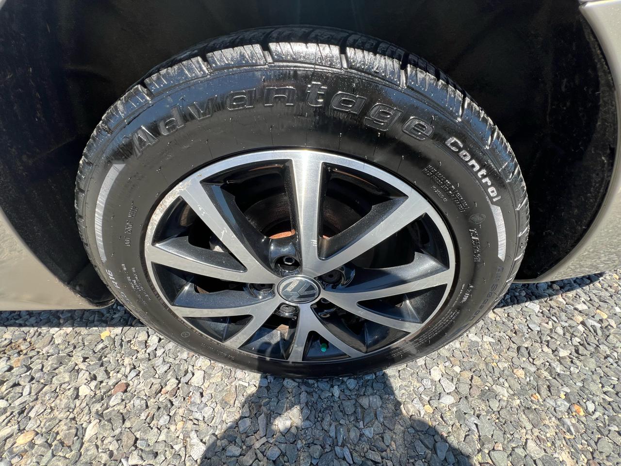 Volkswagen Jetta 1.4T SE 2016