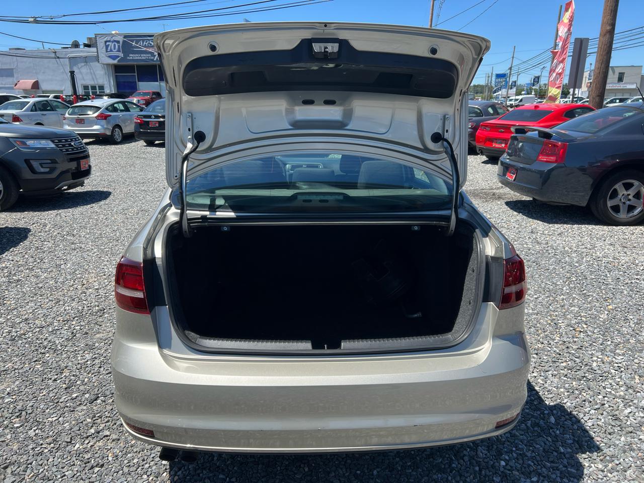 Volkswagen Jetta 1.4T SE 2016