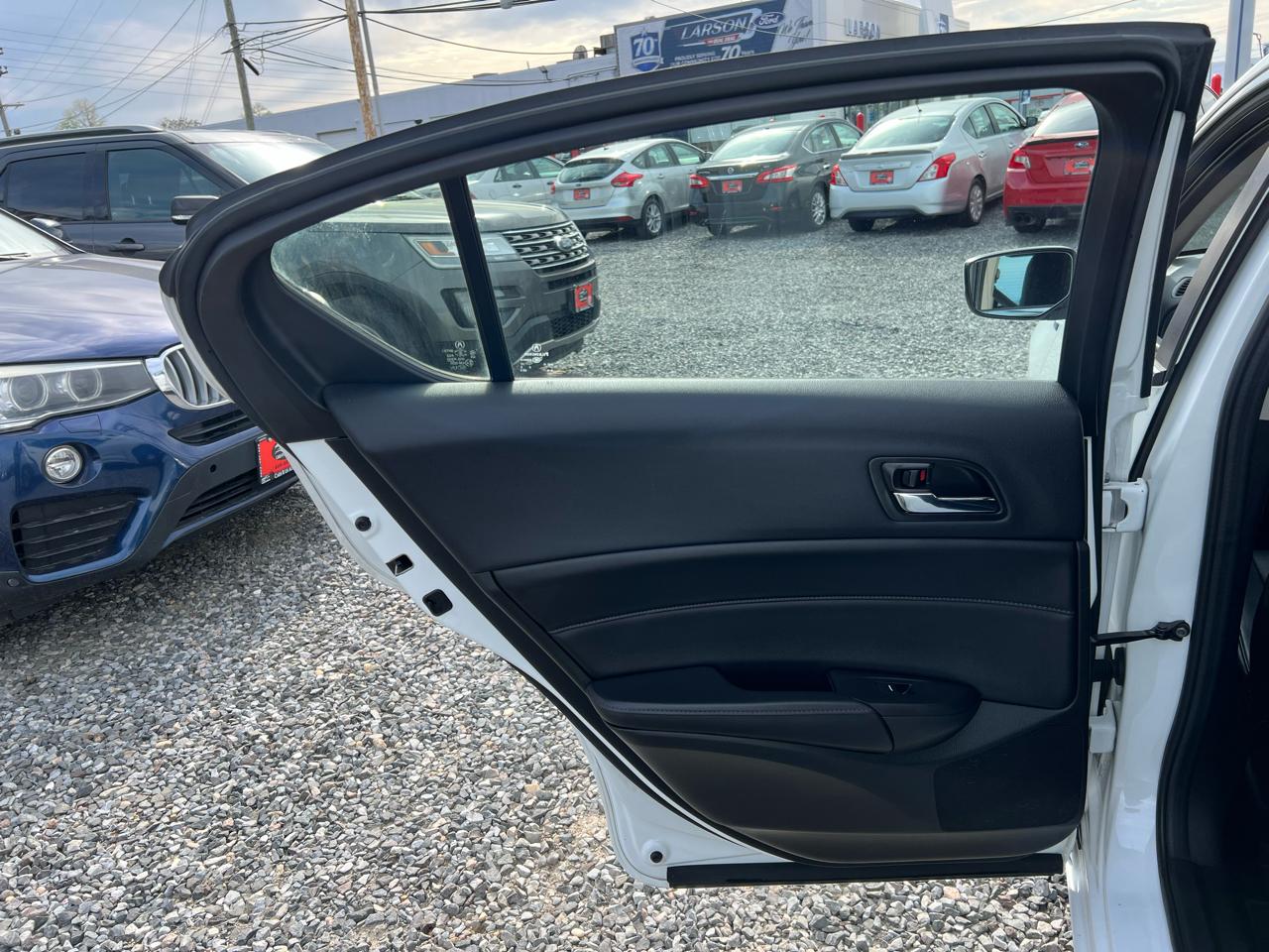 Acura ILX 4dr Sdn 1.5L Hybrid Tech Pkg 2014