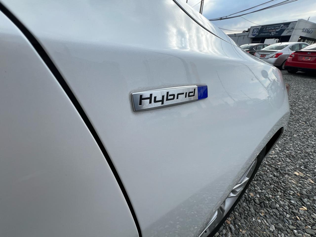 Acura ILX 4dr Sdn 1.5L Hybrid Tech Pkg 2014