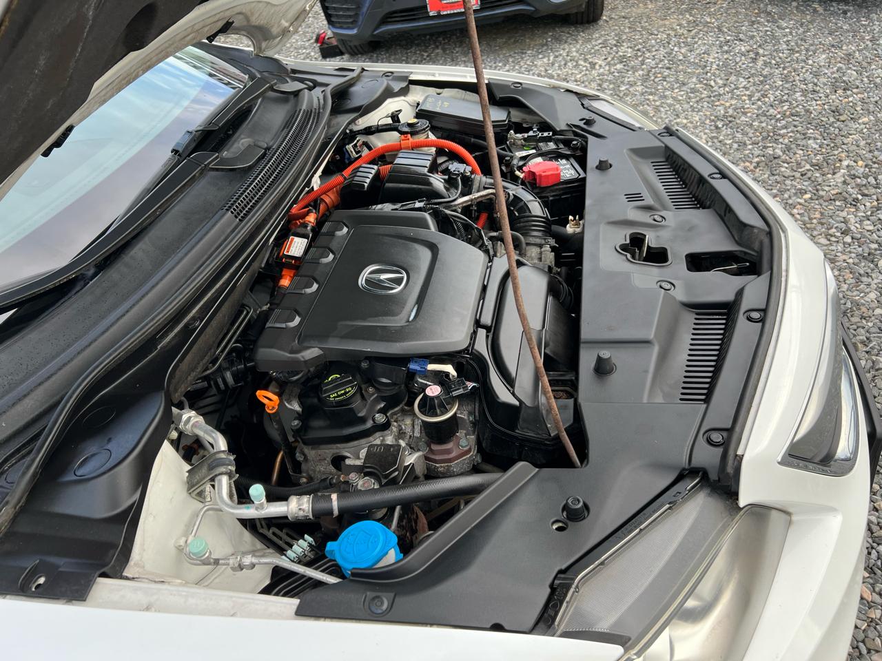 Acura ILX 4dr Sdn 1.5L Hybrid Tech Pkg 2014