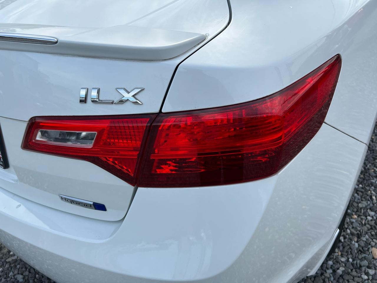 Acura ILX 4dr Sdn 1.5L Hybrid Tech Pkg 2014