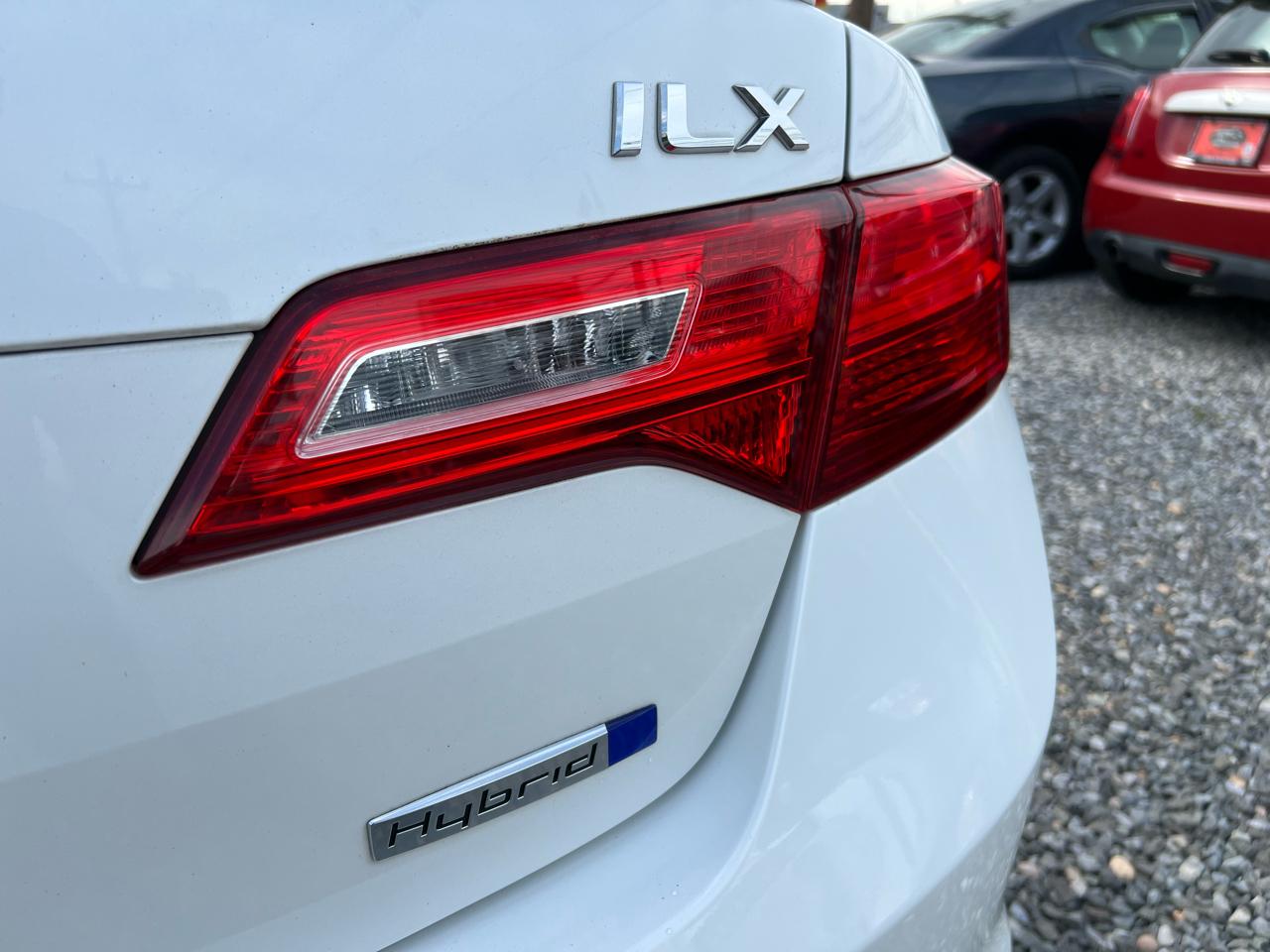 Acura ILX 4dr Sdn 1.5L Hybrid Tech Pkg 2014