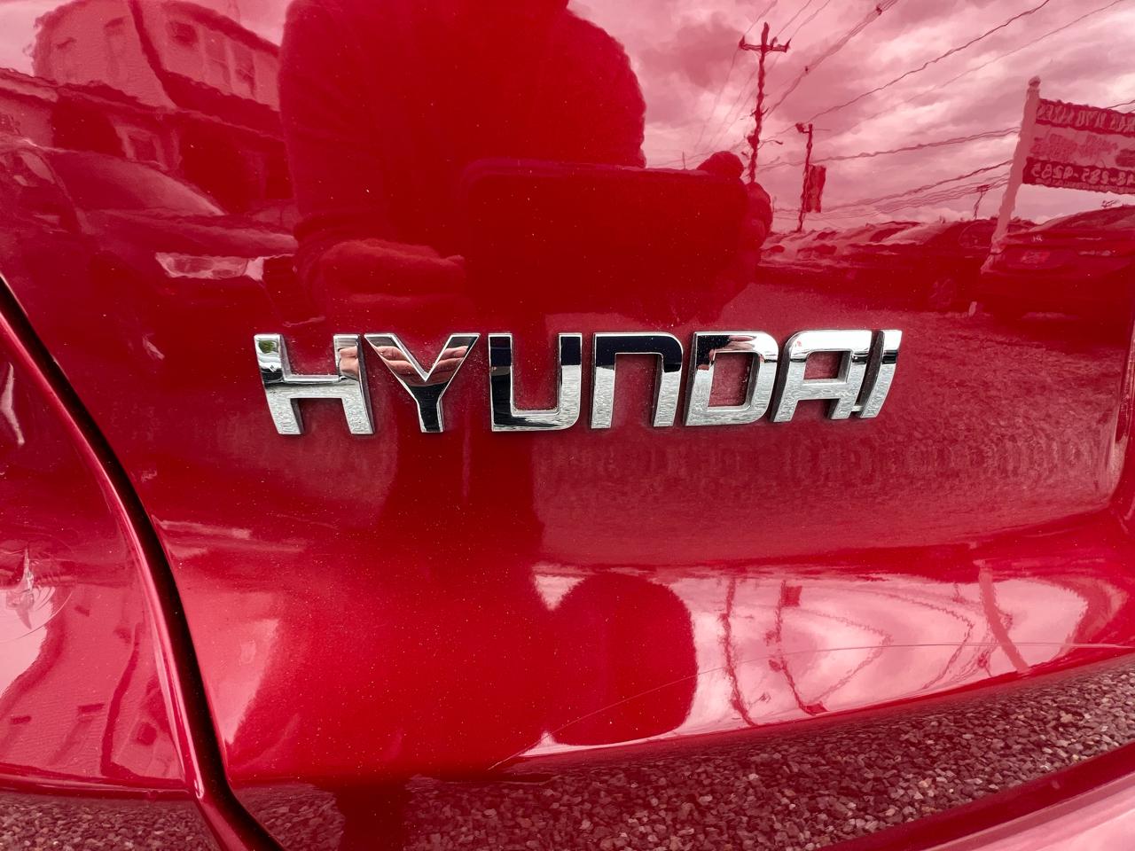 Hyundai Tucson GLS 4D SUV FWD 2010