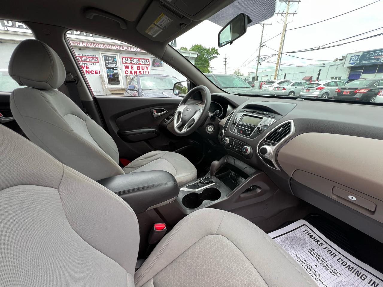 Hyundai Tucson GLS 4D SUV FWD 2010