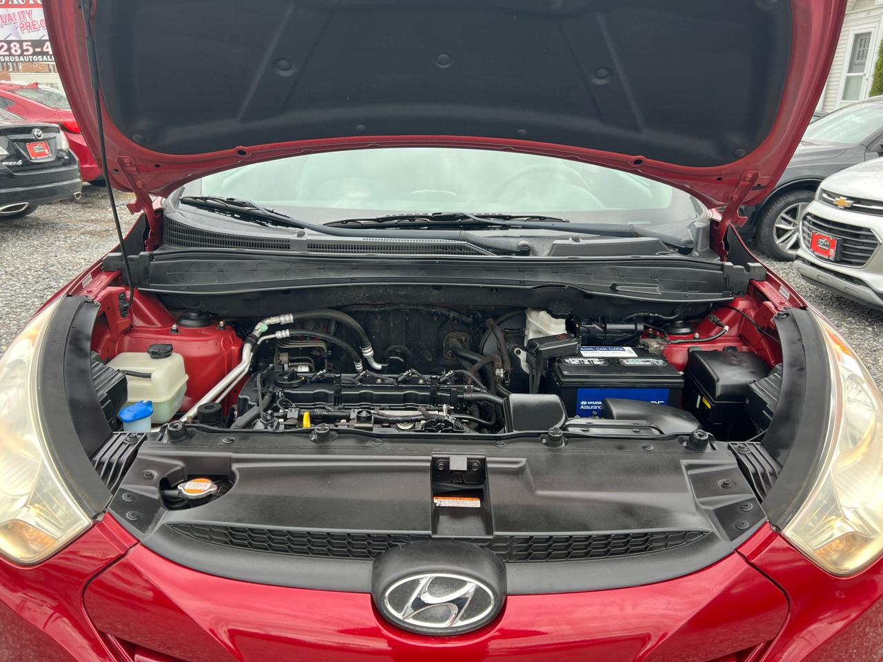 Hyundai Tucson GLS 4D SUV FWD 2010