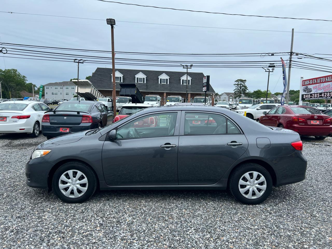 Toyota Corolla 4dr Sdn LE Auto 2010