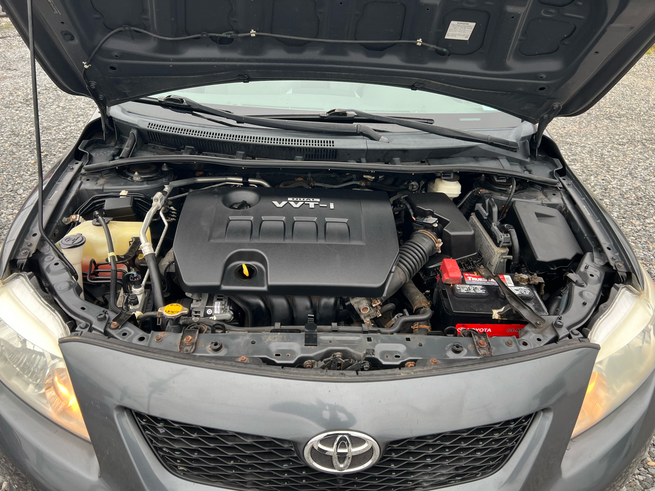 Toyota Corolla 4dr Sdn LE Auto 2010