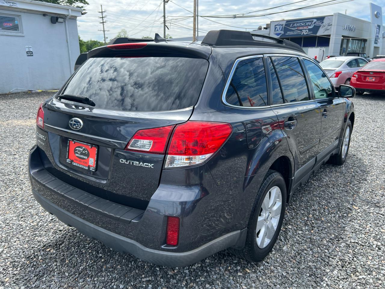 Subaru Outback 2.5i Limited 2011