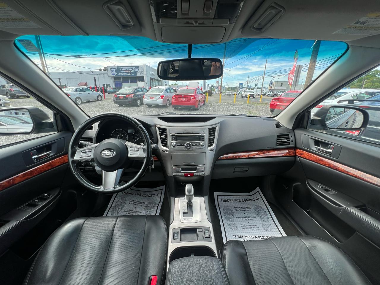 Subaru Outback 2.5i Limited 2011