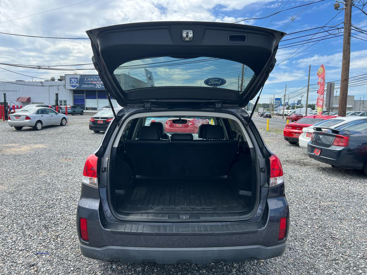 Subaru Outback 2.5i Limited 2011