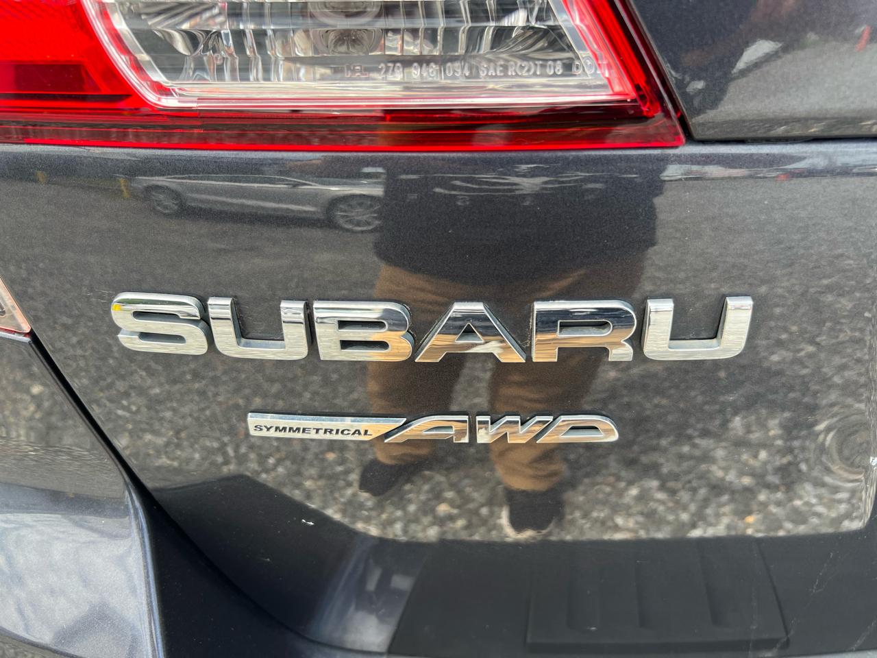 Subaru Outback 2.5i Limited 2011