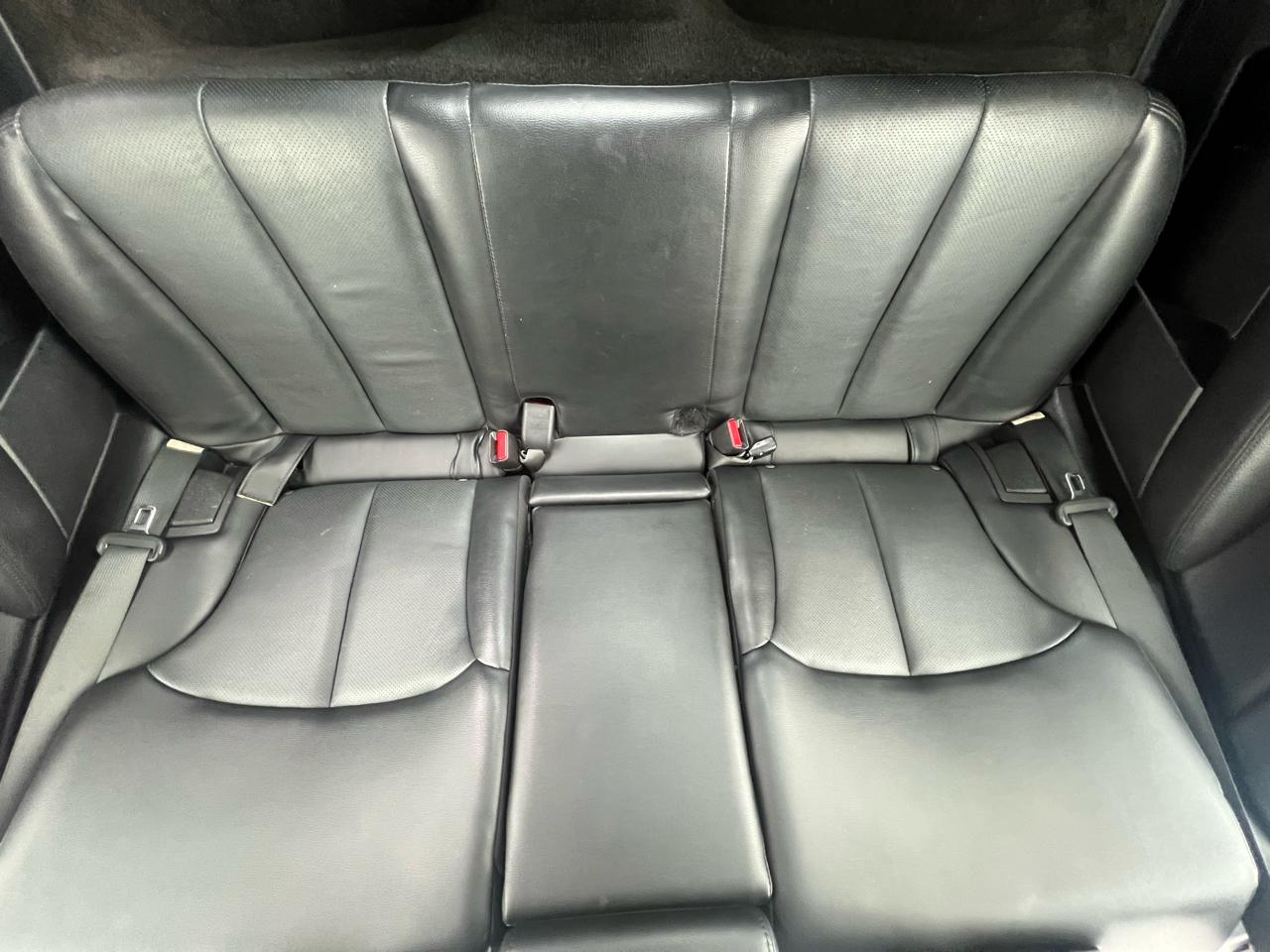 Subaru Outback 2.5i Limited 2011