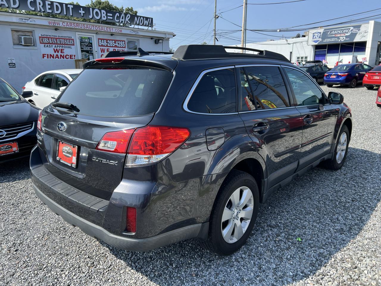 Subaru Outback 2.5i Limited 2011