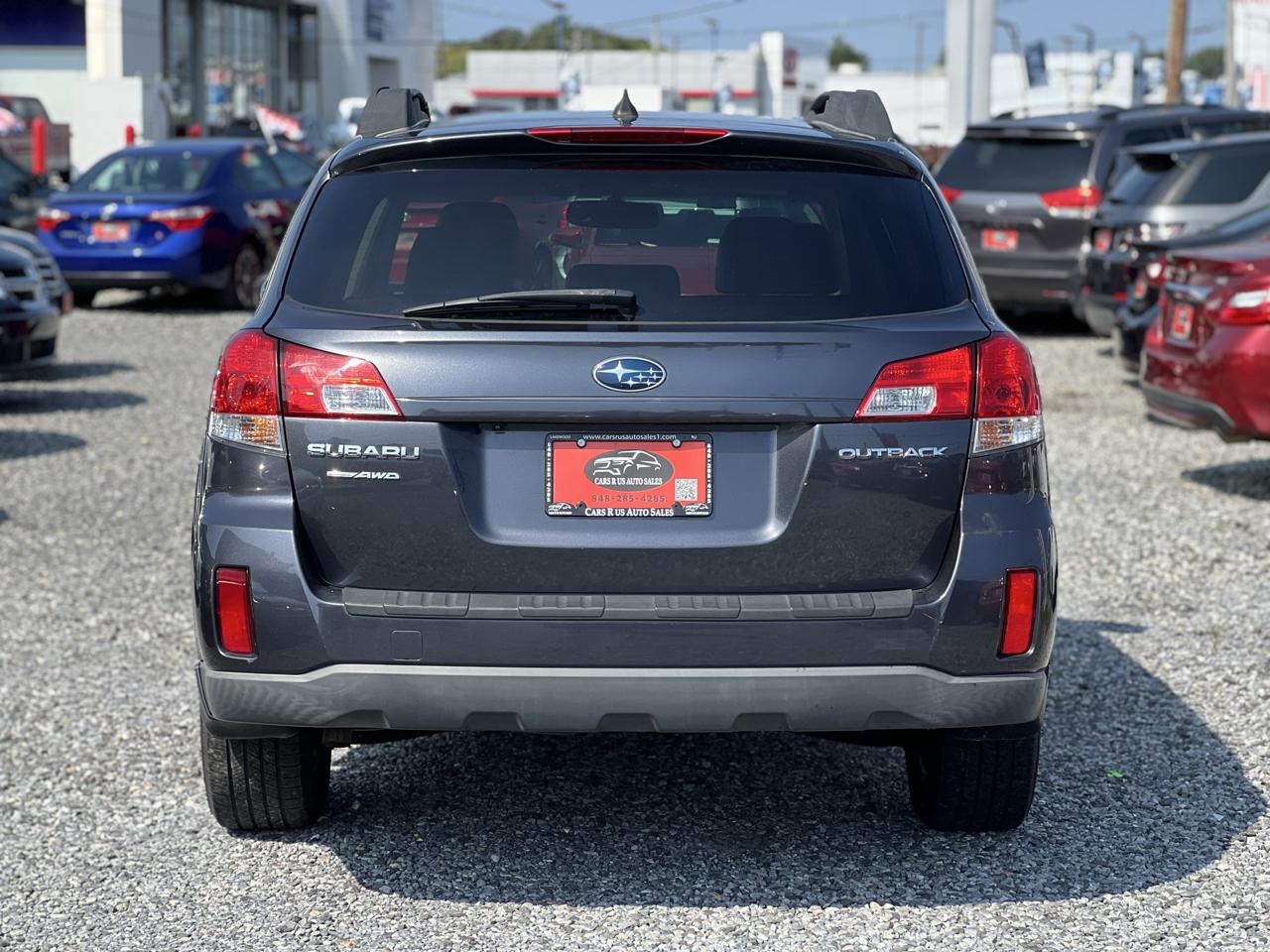 Subaru Outback 2.5i Limited 2011