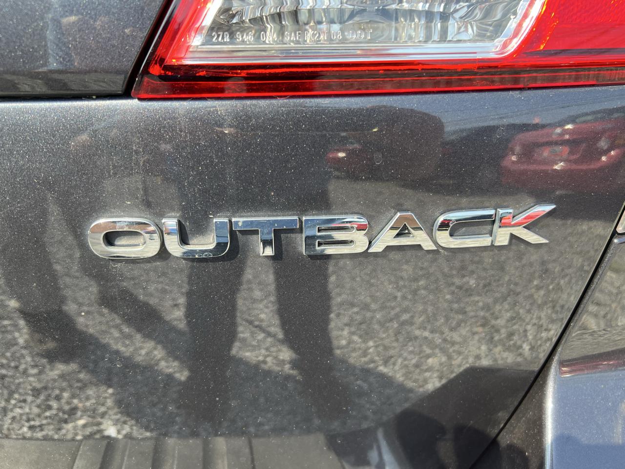 Subaru Outback 2.5i Limited 2011