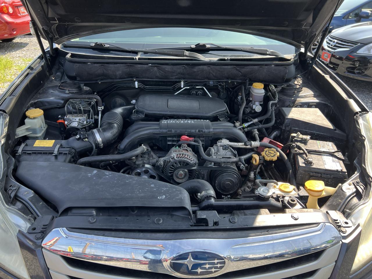Subaru Outback 2.5i Limited 2011