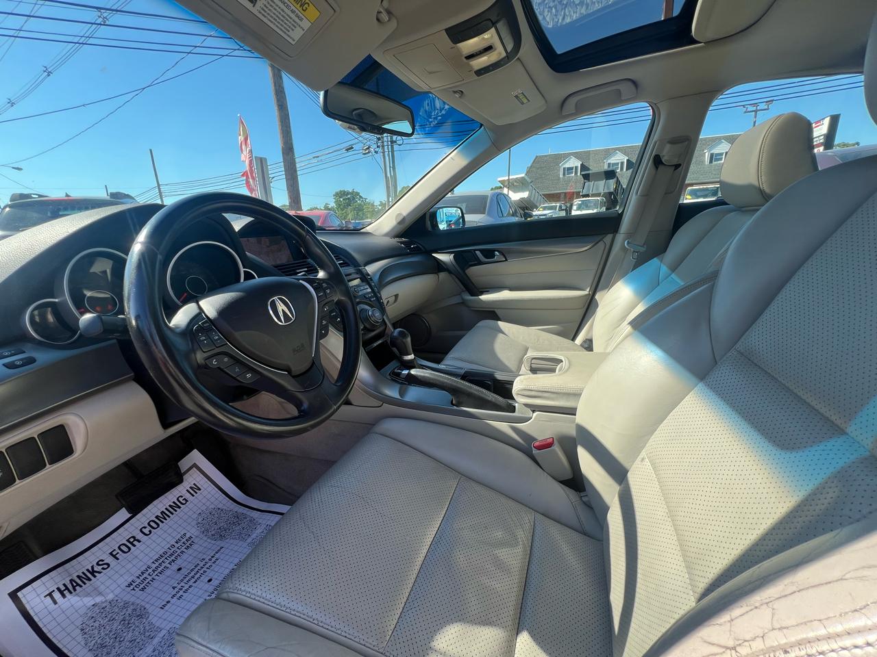 Acura TL 5-Speed AT with Tech Package 2009