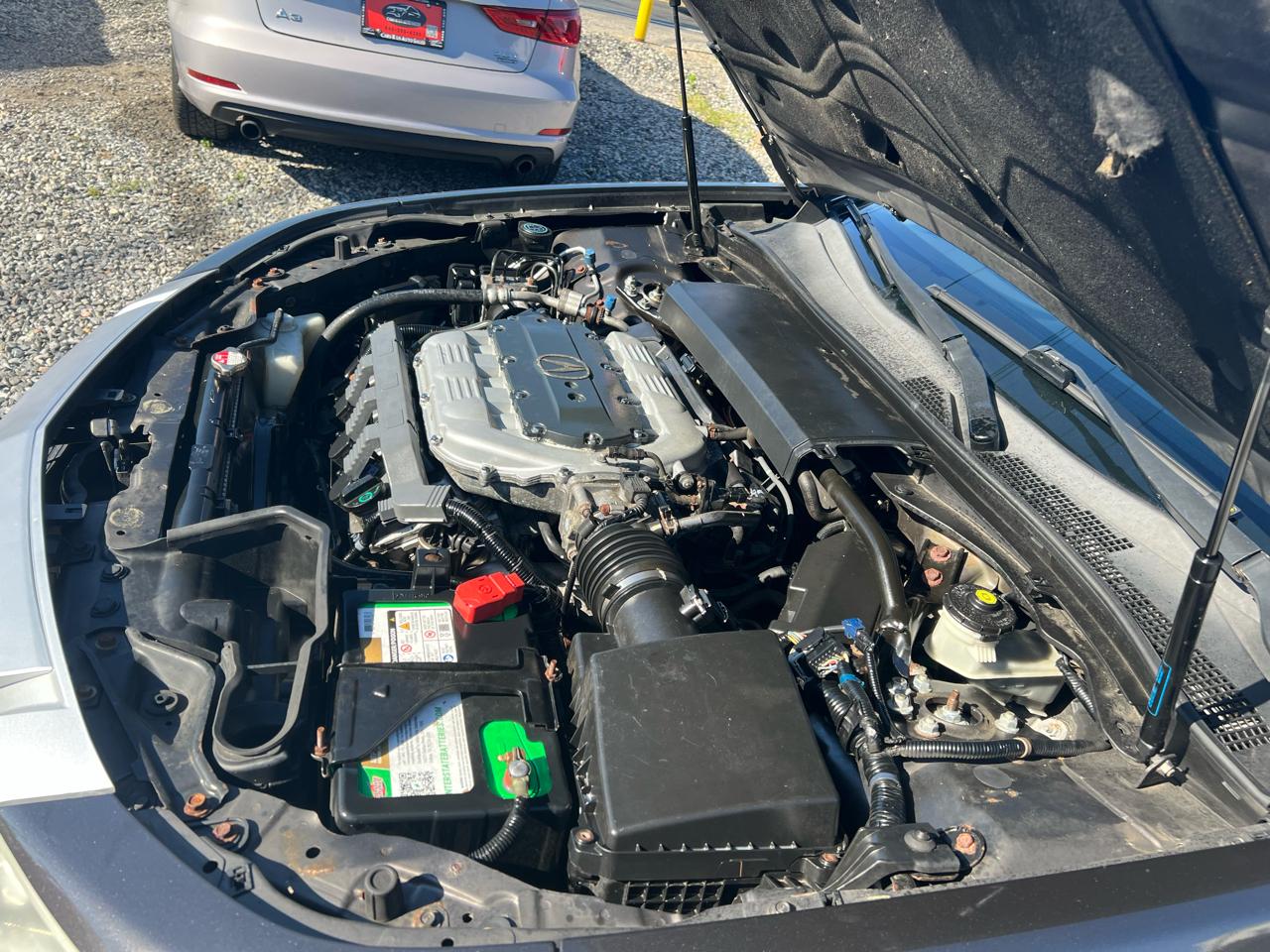 Acura TL 5-Speed AT with Tech Package 2009