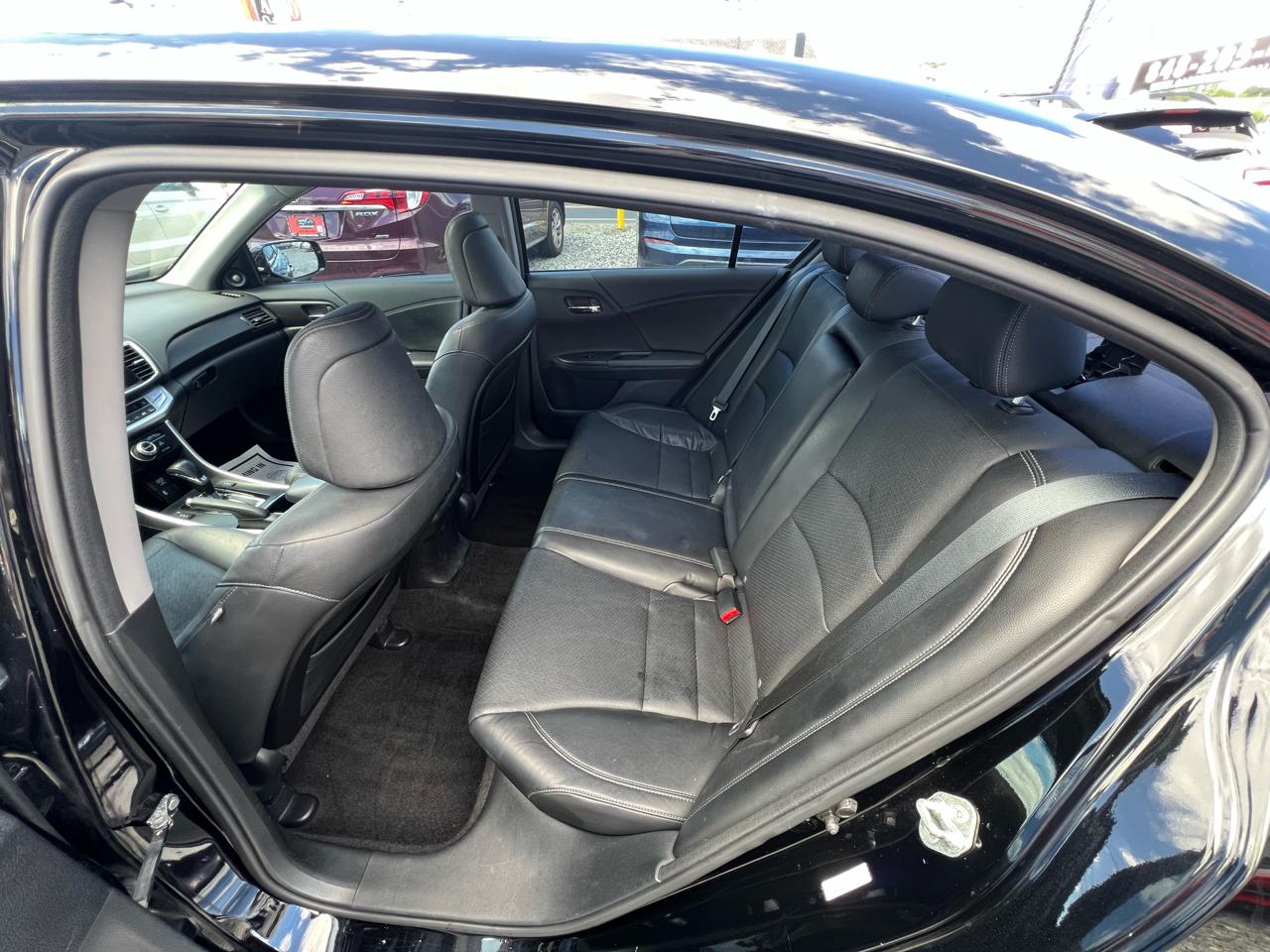 Honda Accord Touring 4D Sedan 2013