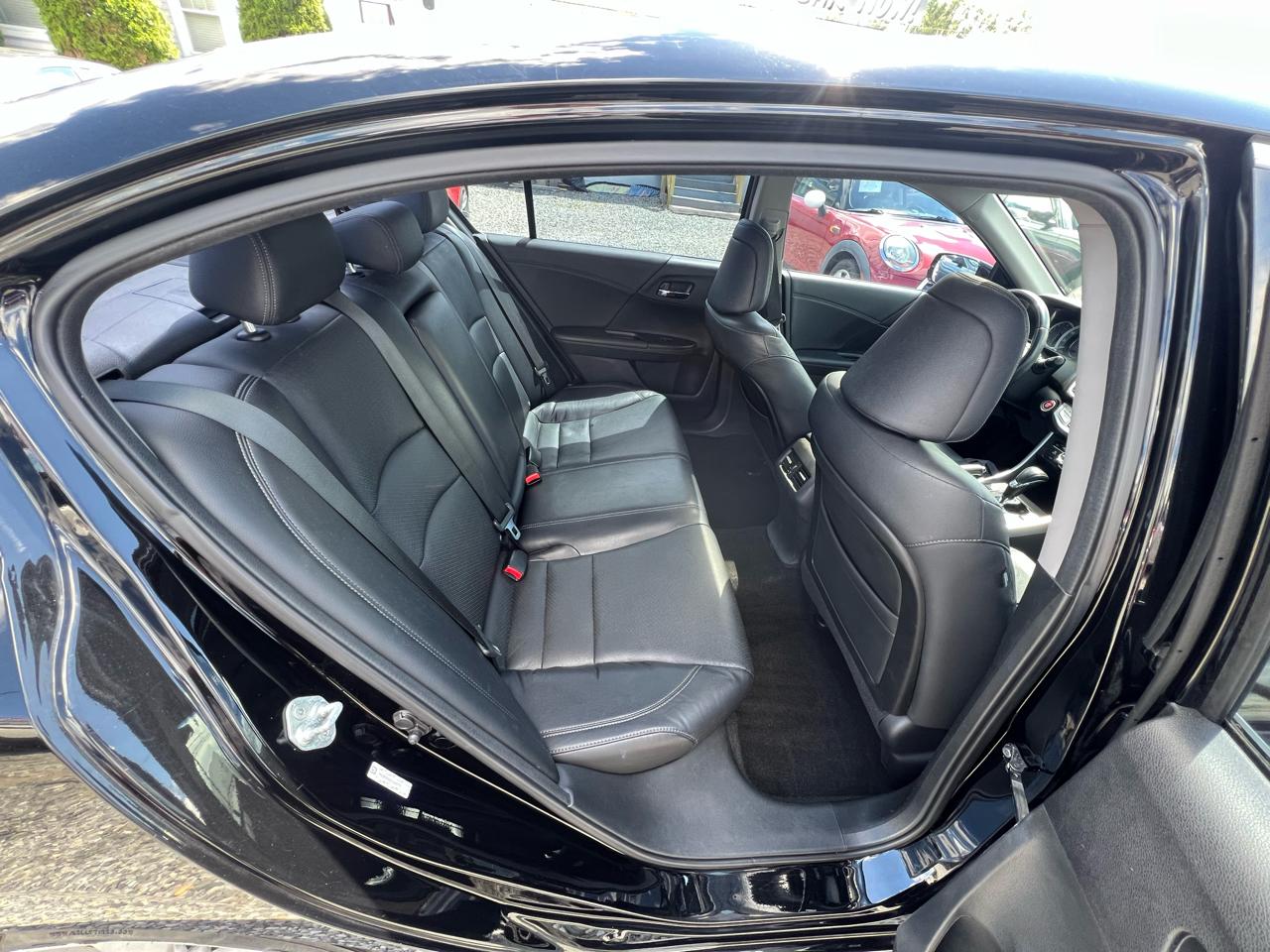 Honda Accord Touring 4D Sedan 2013