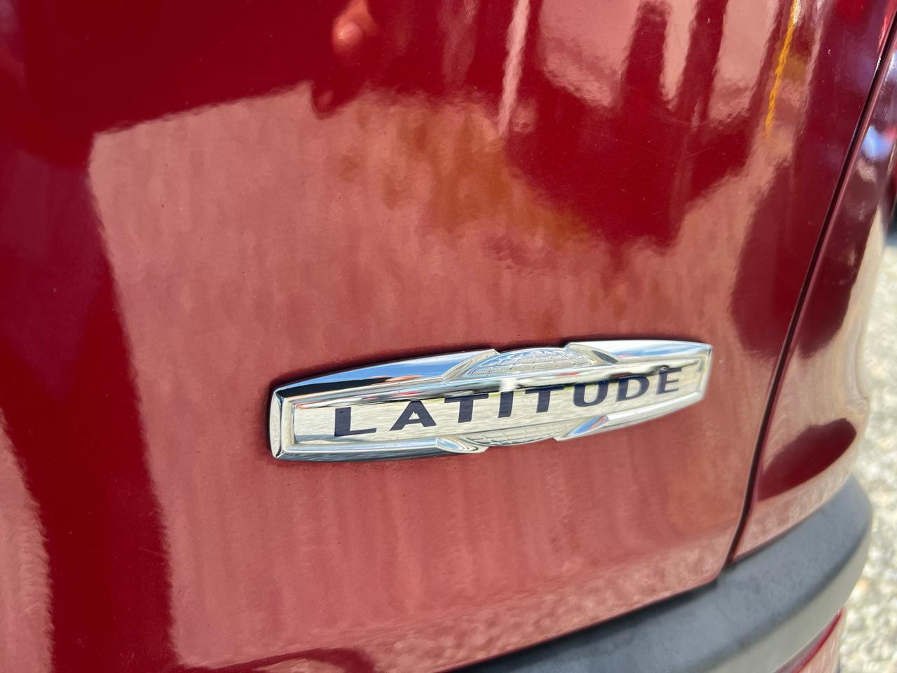 Jeep Cherokee Latitude FWD 2015