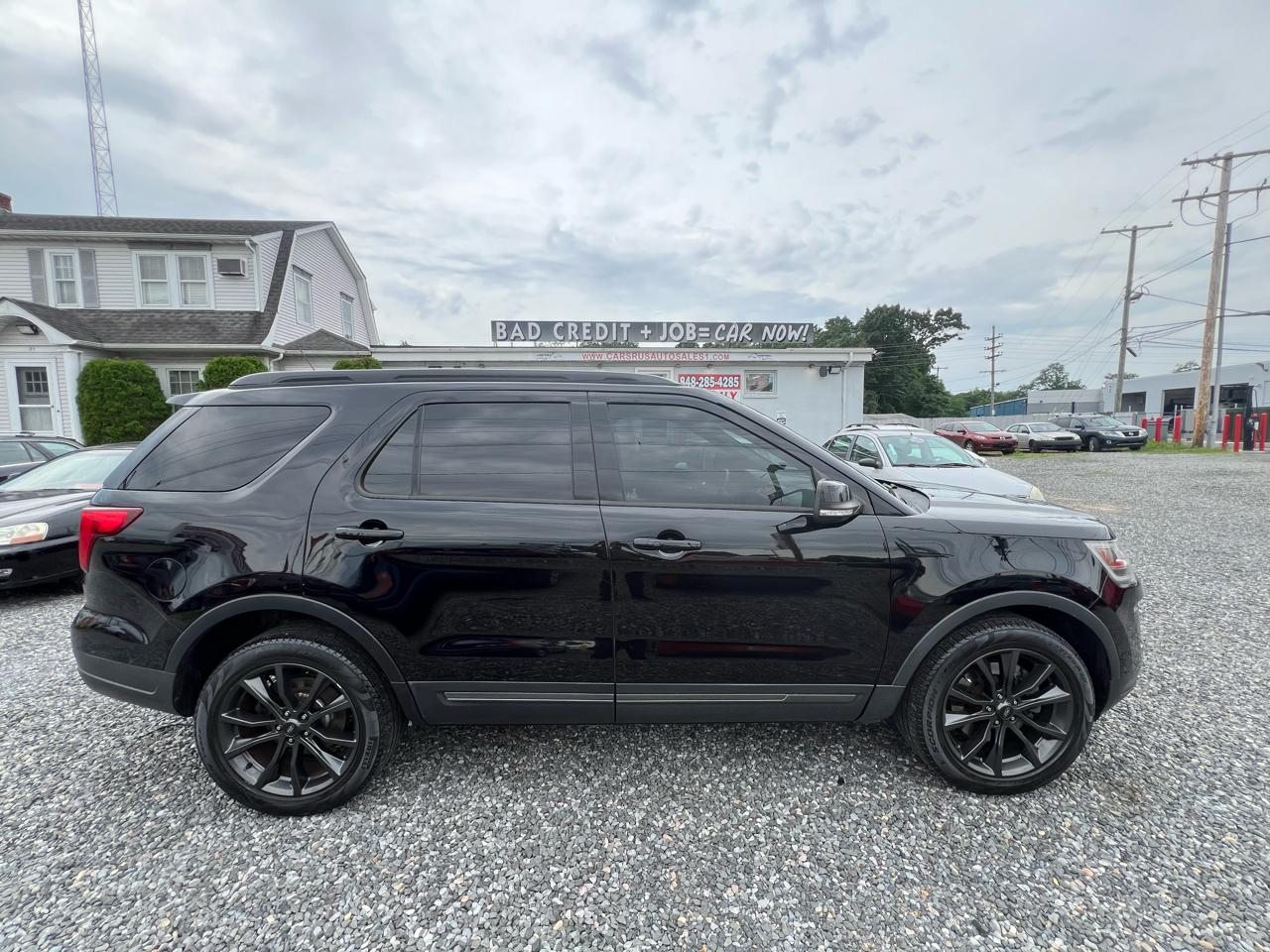 Ford Explorer 4dr Wagon XLT 2018