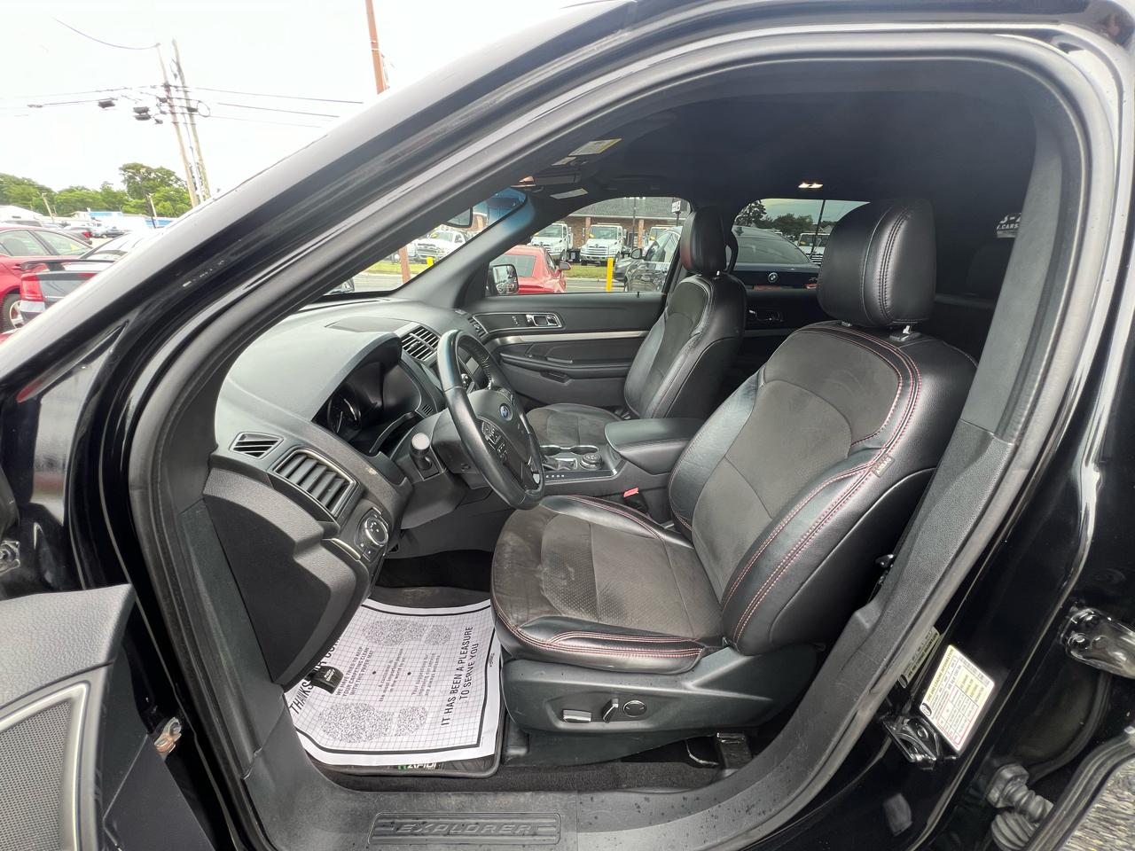 Ford Explorer 4dr Wagon XLT 2018