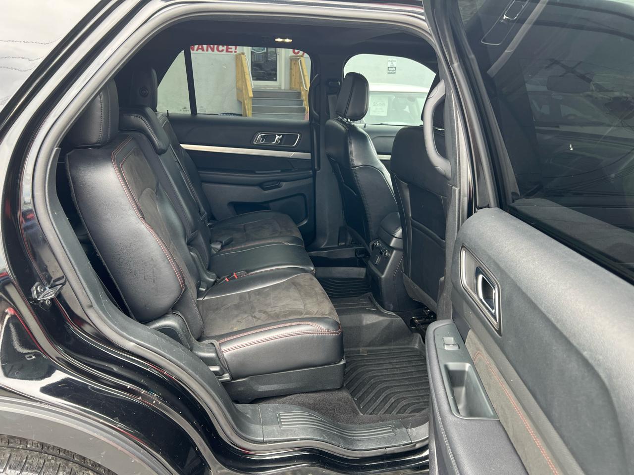 Ford Explorer 4dr Wagon XLT 2018