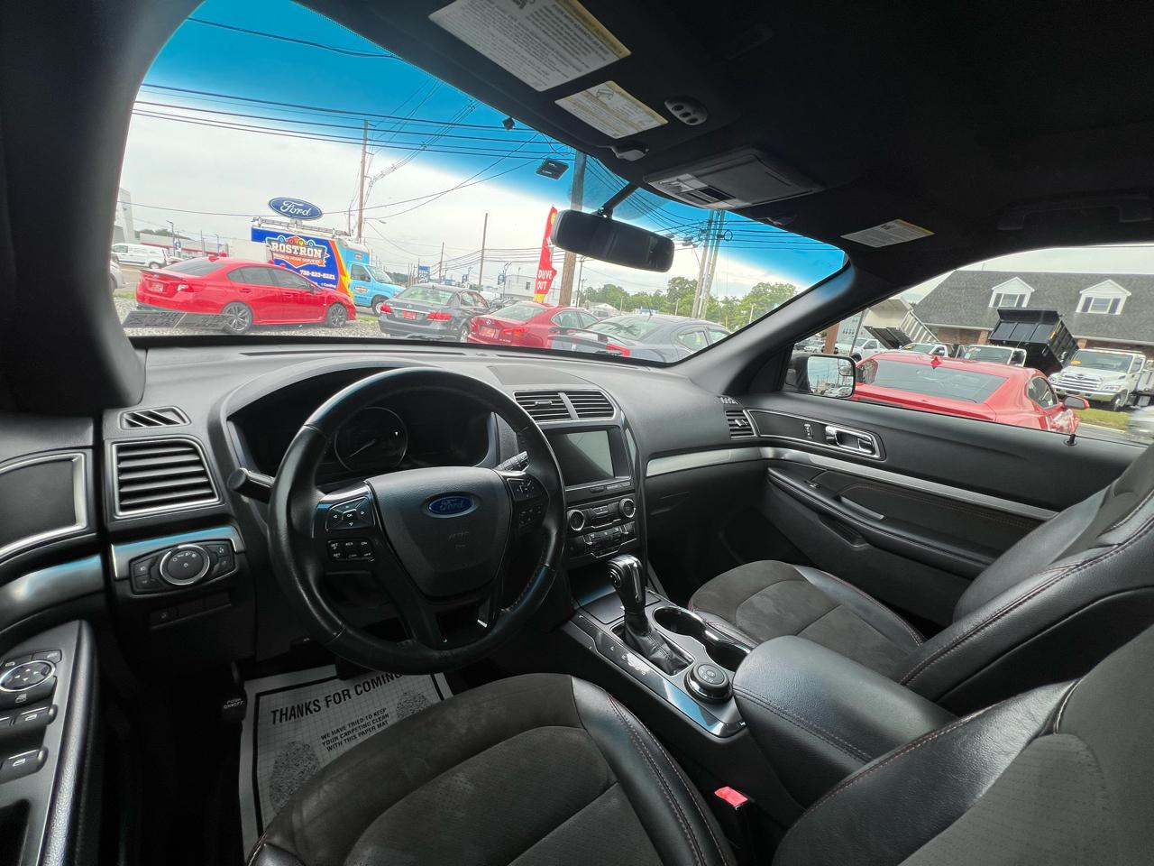 Ford Explorer 4dr Wagon XLT 2018