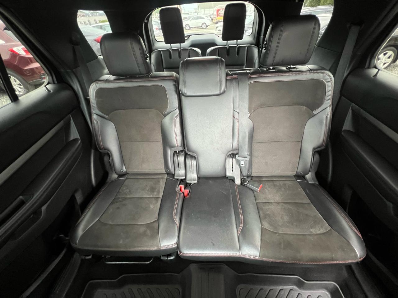 Ford Explorer 4dr Wagon XLT 2018