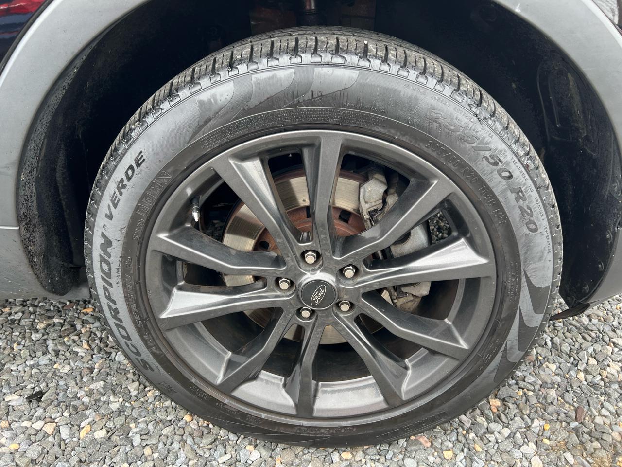 Ford Explorer 4dr Wagon XLT 2018